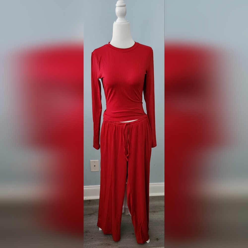 Red Two-Piece Lounge Set - Long Sleeve Top & Drawstring Pants